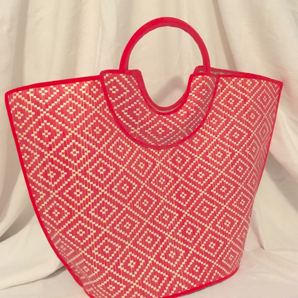 Hand Made Straw Beach Bag/Tote